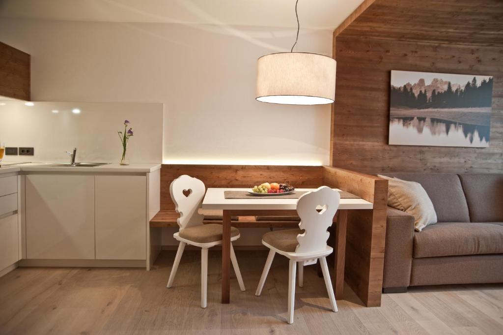 Ariston Dolomiti Residence Добиако Екстериор снимка