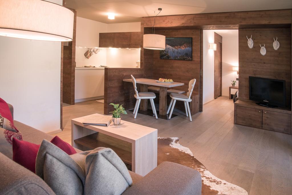 Ariston Dolomiti Residence Добиако Екстериор снимка